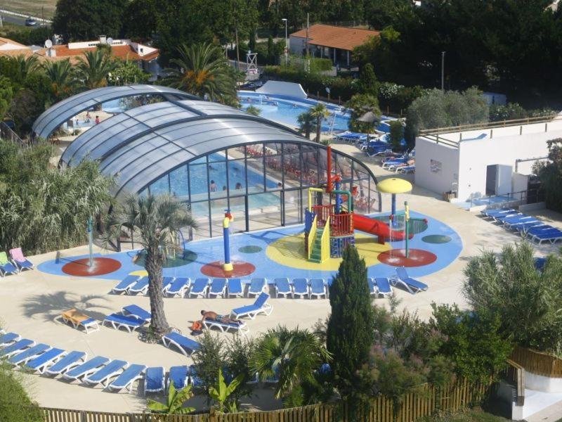 מלון סן-ג'ורג'-דולרו Camping Officiel Siblu Mer Et Soleil מראה חיצוני תמונה